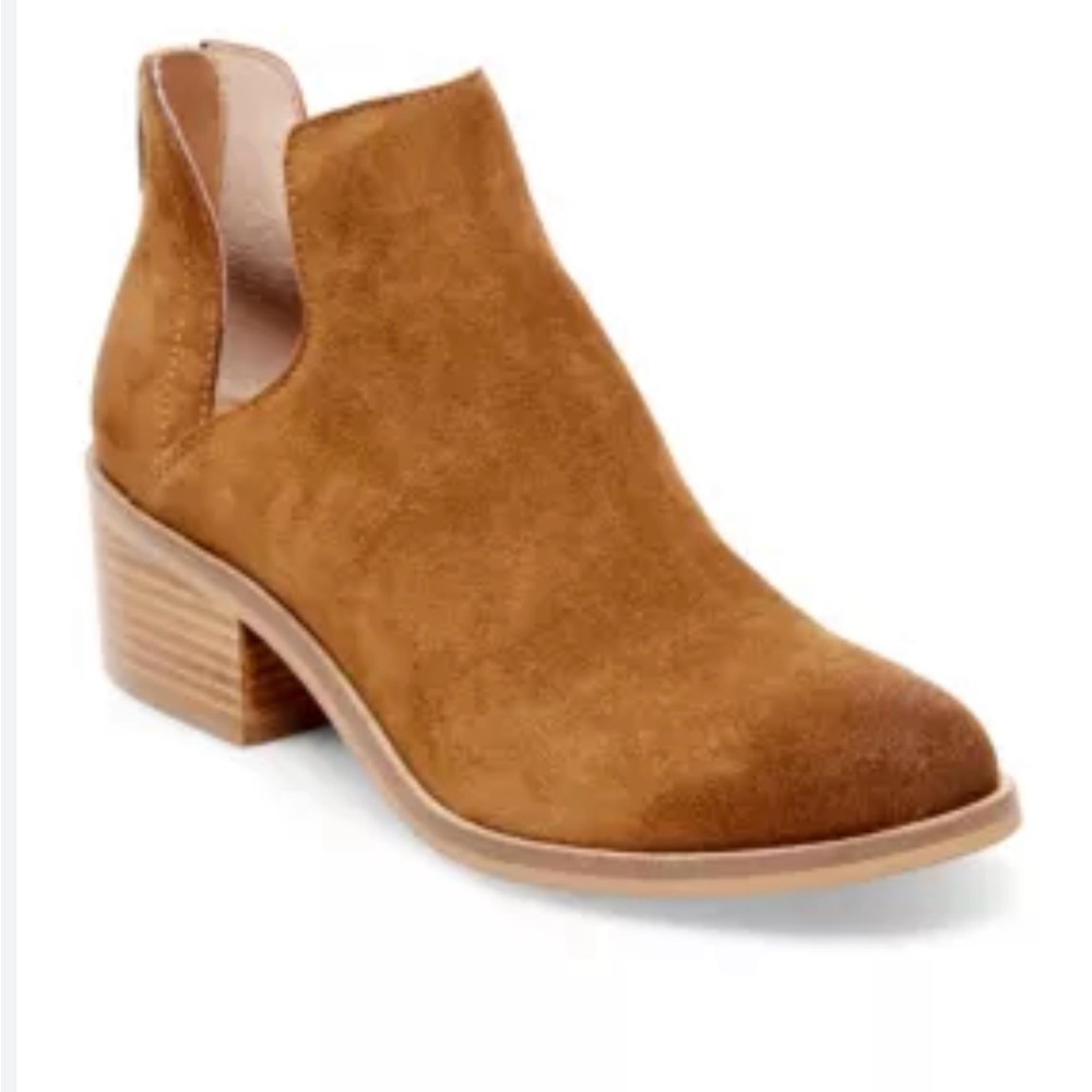 Steve Madden Tan Ankle Booties with Side Cutout